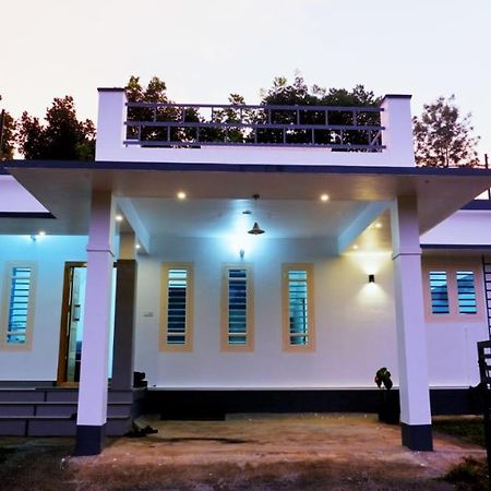 Wayanad Oasis Villa Калпата Екстериор снимка